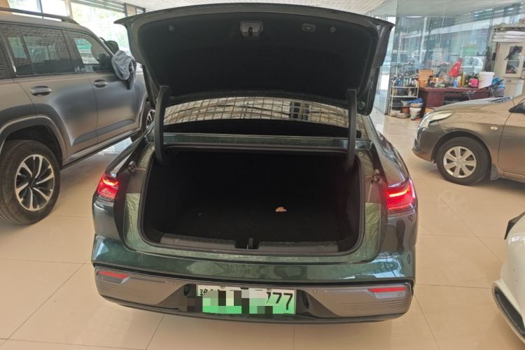 Used Geely Galaxy 8 2025 130km EM-P Starship Edition Trunk