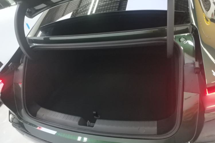 Used Geely Galaxy 8 2025 130km EM-P Starship Edition Trunk