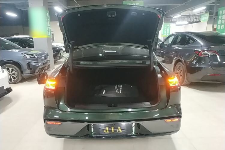 Used Geely Galaxy 8 2025 130km EM-P Starship Edition Trunk
