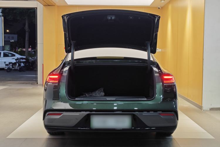 Used Geely Galaxy 8 2025 130km EM-P Starship Edition Trunk