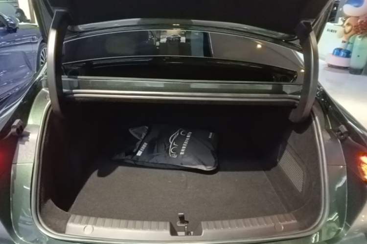 Used Geely Galaxy 8 2025 130km EM-P Starship Edition Trunk
