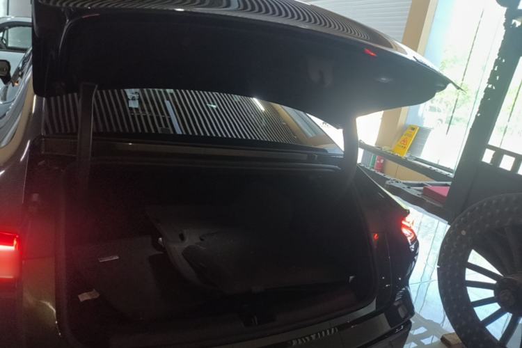 Used Geely Galaxy 8 2025 130km EM-P Starship Edition Trunk