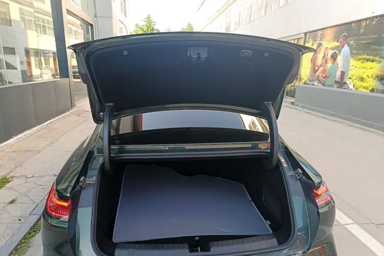 Used Geely Galaxy 8 2025 130km EM-P Starship Edition Trunk