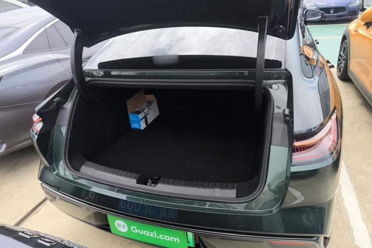 Used Geely Galaxy 8 2025 130km EM-i Deluxe Edition Trunk