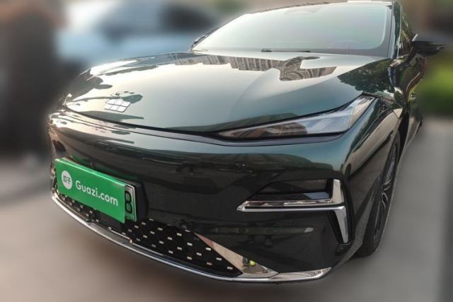Used Geely Galaxy 8 2025 130km EM-i Prestige Edition