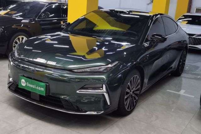 Used Geely Galaxy 8 2025 130km EM-P Starship Edition