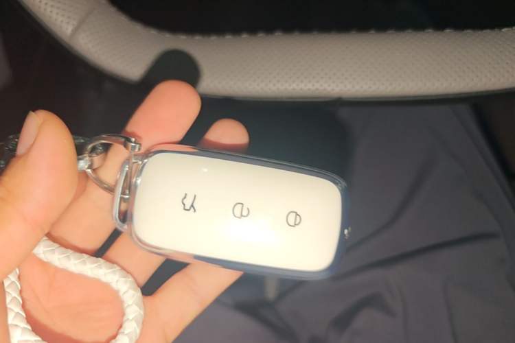 Used Geely Galaxy 8 2025 130km EM-i Deluxe Edition Vehicle Key