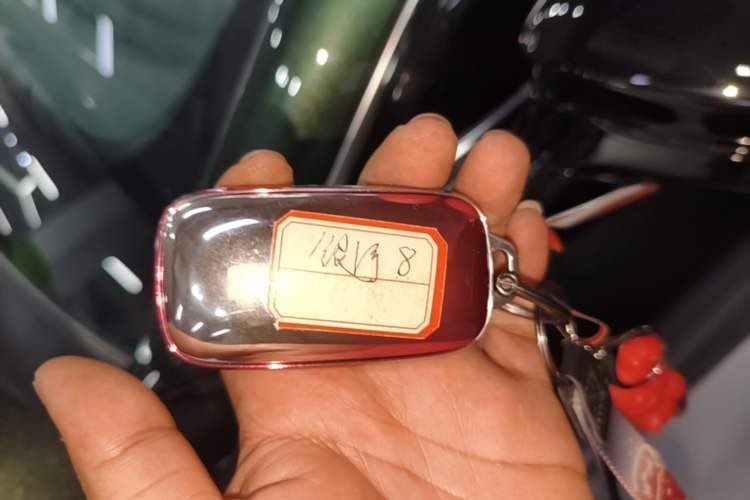 Used Geely Galaxy 8 2025 130km EM-i Deluxe Edition Vehicle Key