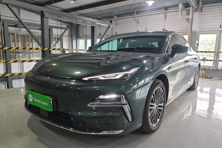 Used Geely Galaxy 8 2025 130km EM-i Prestige Edition Guazi used car, China used car export, Used car for sale, Used  cars, Cheapest cars for sale