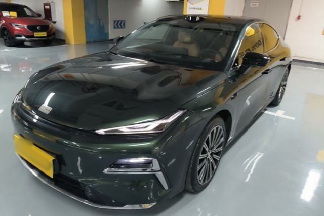 Used Geely Galaxy 8 2025 130km EM-P Starship Edition