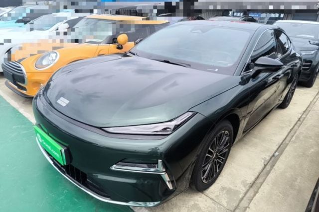 Used Geely Galaxy 8 2025 130km EM-i Deluxe Edition