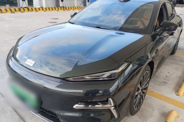 Used Geely Galaxy 8 2025 130km EM-P Starship Edition