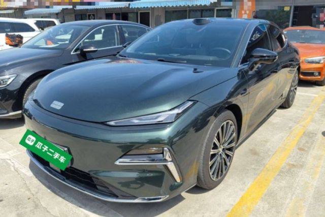 Used Geely Galaxy 8 2025 130km EM-P Starship Edition