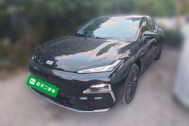 Used Geely Galaxy 8 2025 130km EM-i Prestige Edition