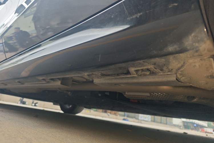Used Geely Galaxy 8 2025 130km EM-i Prestige Edition Chassis Rear Left
