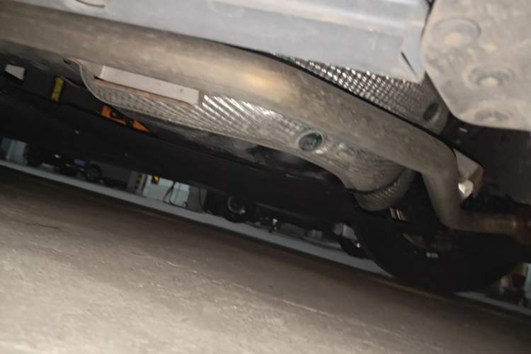 Used Geely Galaxy 8 2025 130km EM-i Flagship Edition Chassis Rear Left