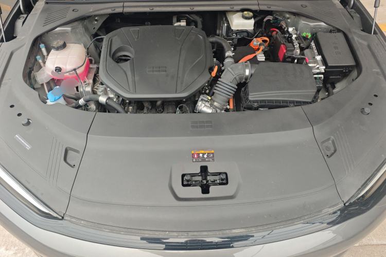 Used Geely Galaxy 8 2025 130km EM-i Prestige Edition Engine Bay