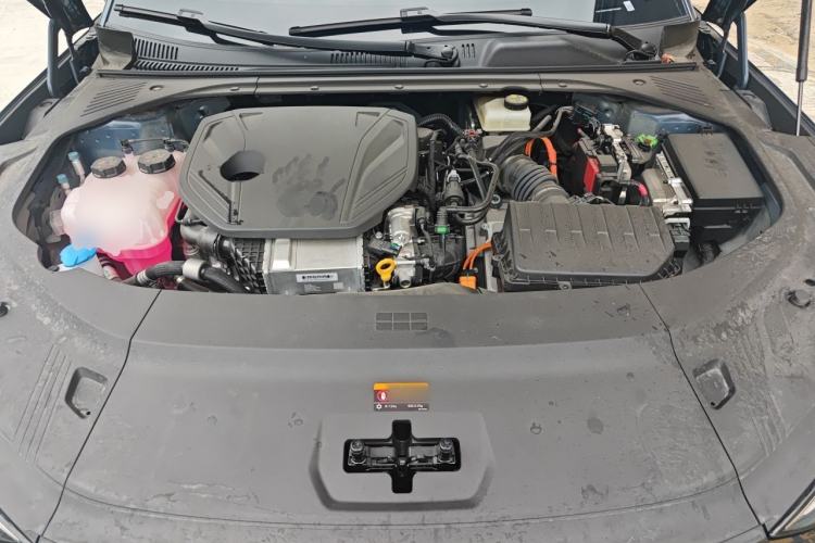 Used Geely Galaxy 8 2025 130km EM-P Starship Edition Engine Bay