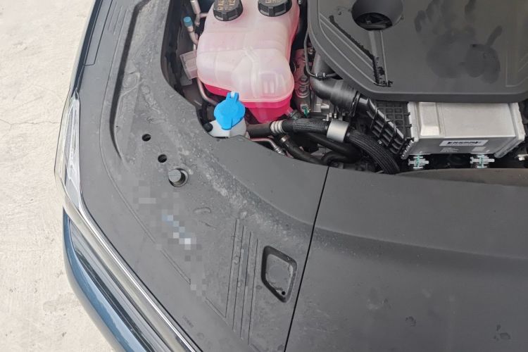 Used Geely Galaxy 8 2025 130km EM-P Starship Edition Engine Bay Right