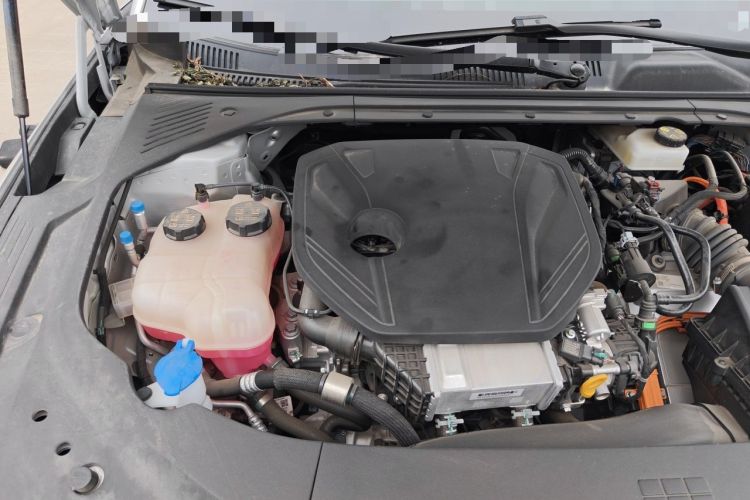 Used Geely Galaxy 8 2025 130km EM-P Exploration Edition Engine Bay Right