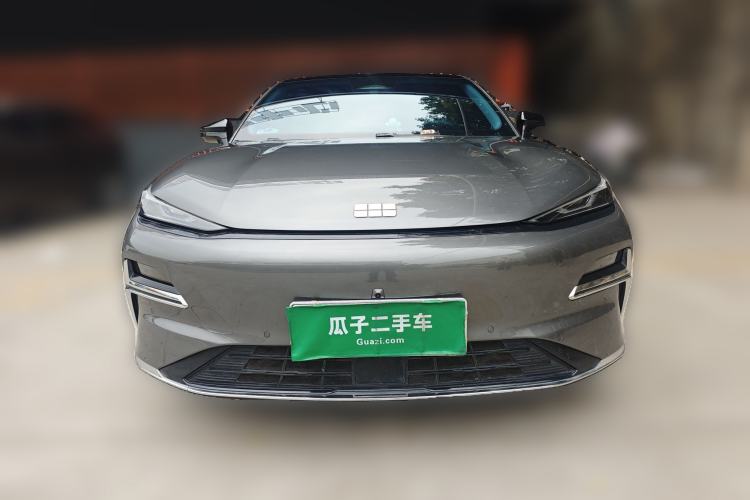 Used Geely Galaxy 8 2025 130km EM-i Prestige Edition Front