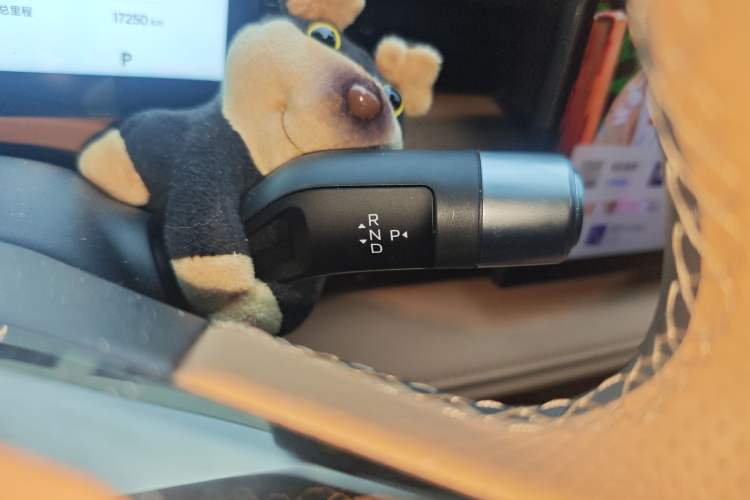 Used Geely Galaxy 8 2025 130km EM-i Prestige Edition Gear Lever