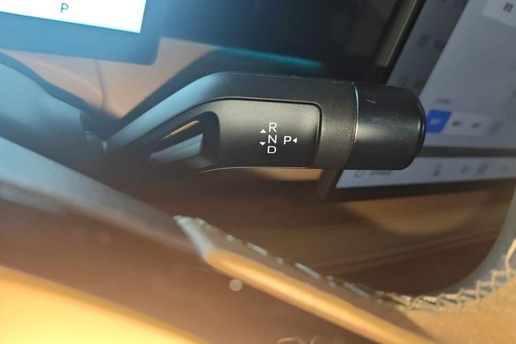 Used Geely Galaxy 8 2025 130km EM-i Flagship Edition Gear Lever