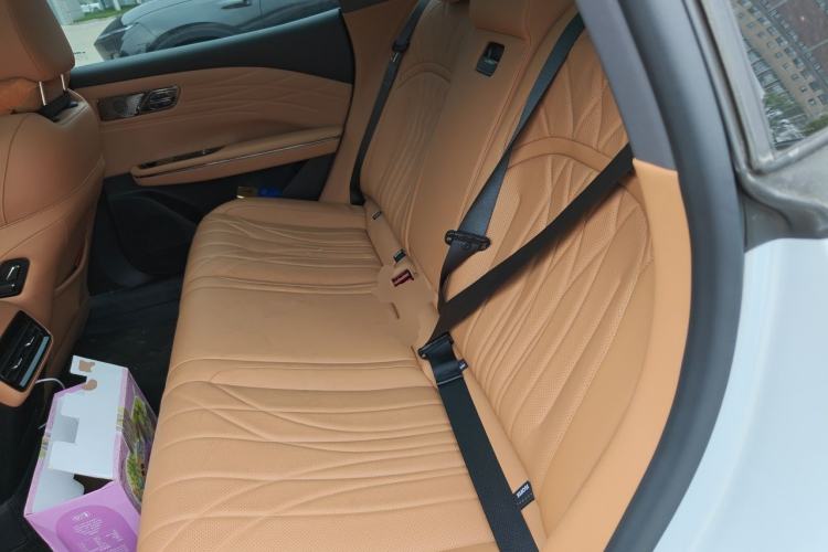 Used Geely Galaxy 8 2025 130km EM-P Exploration Edition Left Rear Seat