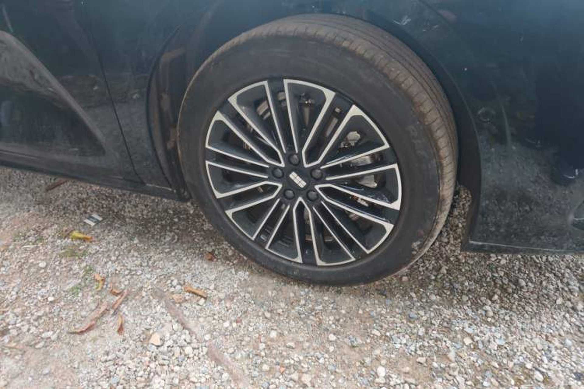 Used Geely Galaxy 8 2025 130km EM-i Prestige Edition Right Front Wheel Hub