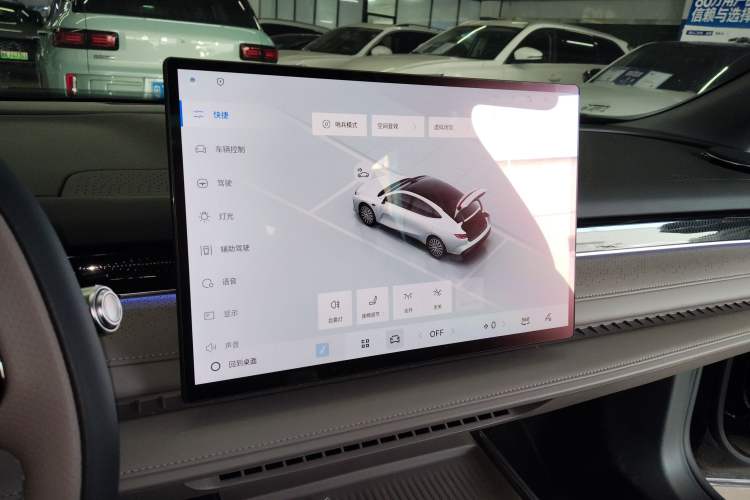 Used Geely Galaxy 8 2025 130km EM-i Deluxe Edition Audio And AC Panel