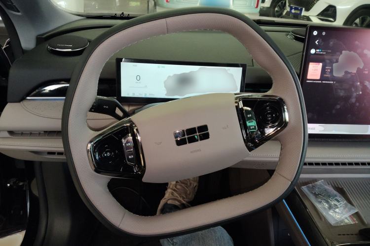 Used Geely Galaxy 8 2025 130km EM-i Deluxe Edition Steering Wheel