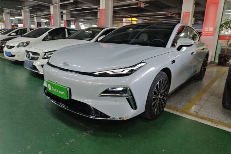 Used Geely Galaxy 8 2025 130km EM-i Flagship Edition Guazi used car, China used car export, Used car for sale, Used cars, Cheapest cars for sale