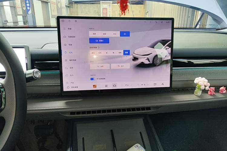 Used Geely Galaxy 8 2025 130km EM-i Deluxe Edition Audio And AC Panel