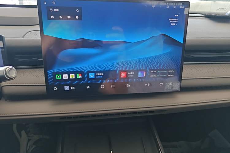 Used Geely Galaxy 8 2025 130km EM-P Starship Edition Audio And AC Panel