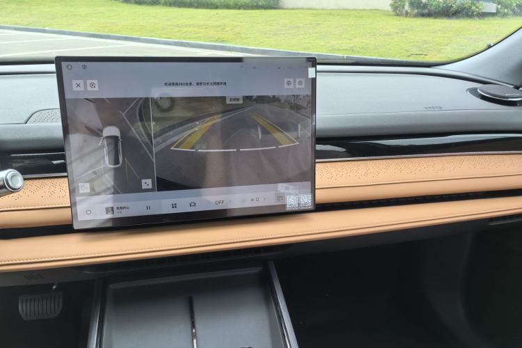Used Geely Galaxy 8 2025 60km EM-i Luxury Edition Audio And AC Panel