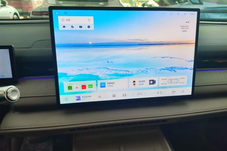 Used Geely Galaxy 8 2025 130km EM-P Exploration Edition Audio And AC Panel