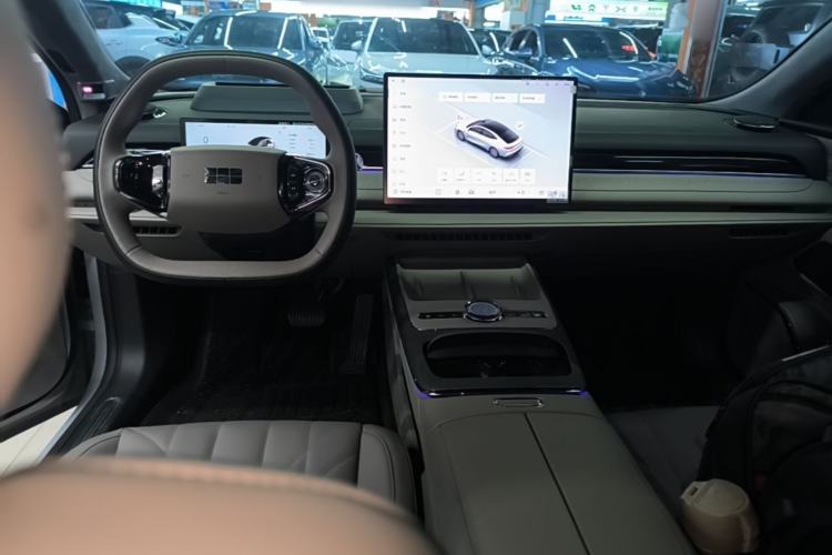 Used Geely Galaxy 8 2025 130km EM-P Starship Edition Center Console