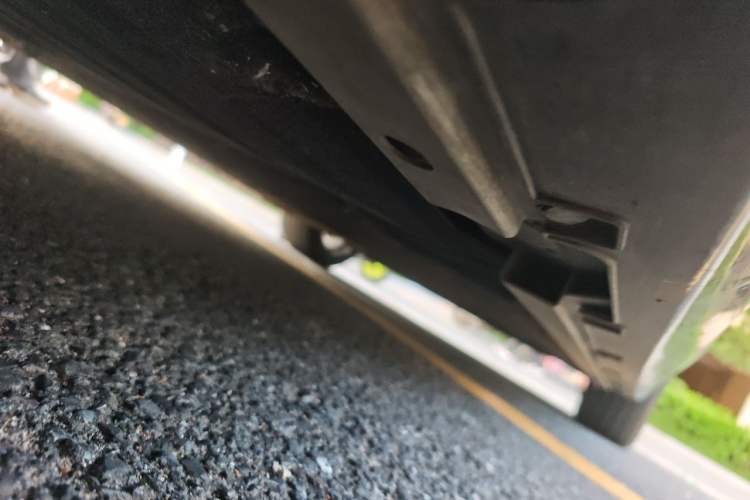 Used Geely Galaxy 8 2025 130km EM-i Flagship Edition Chassis Rear Right