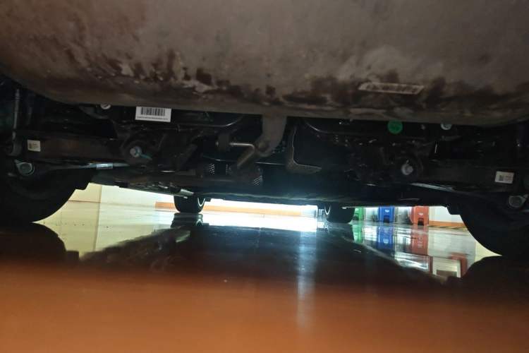 Used Geely Galaxy 8 2025 130km EM-i Flagship Edition Chassis Rear