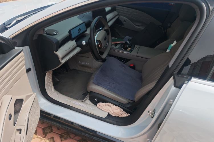 Used Geely Galaxy 8 2025 130km EM-P Exploration Edition Driver Seat