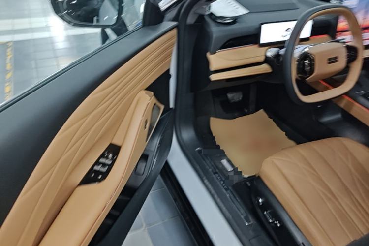 Used Geely Galaxy 8 2025 130km EM-P Starship Edition Driver Seat