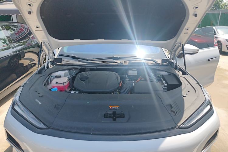 Used Geely Galaxy 8 2025 130km EM-i Prestige Edition Engine Bay