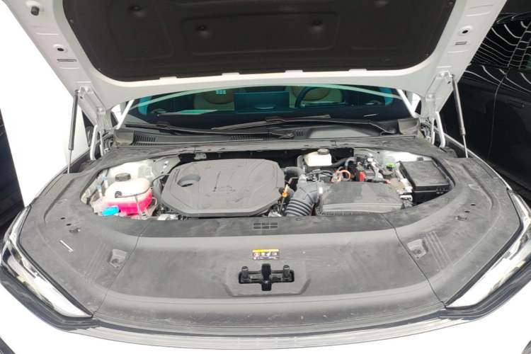 Used Geely Galaxy 8 2025 130km EM-i Deluxe Edition Engine Bay