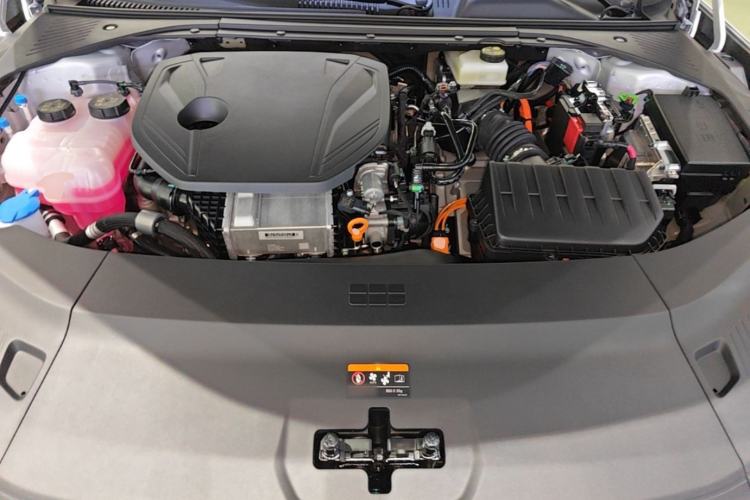 Used Geely Galaxy 8 2025 130km EM-P Starship Edition Engine Bay