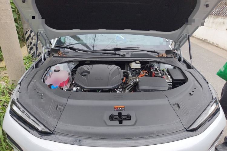 Used Geely Galaxy 8 2025 130km EM-i Deluxe Edition Engine Bay