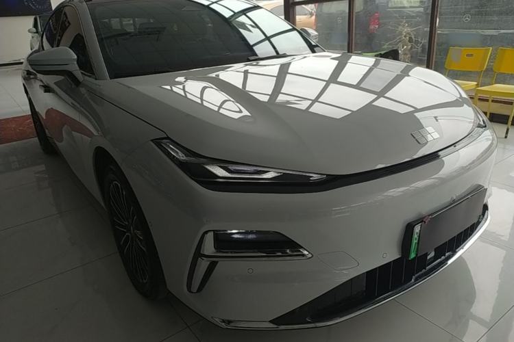 Used Geely Galaxy 8 2025 130km EM-i Deluxe Edition Exterior 1