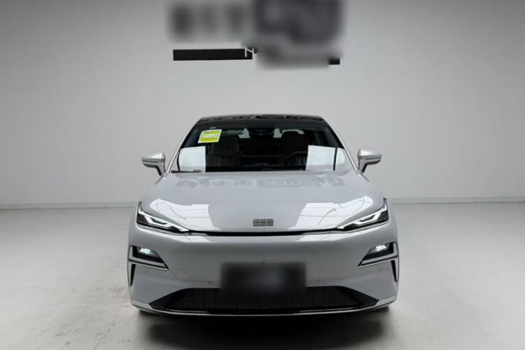 Used Geely Galaxy 8 2025 130km EM-i Deluxe Edition Exterior 1