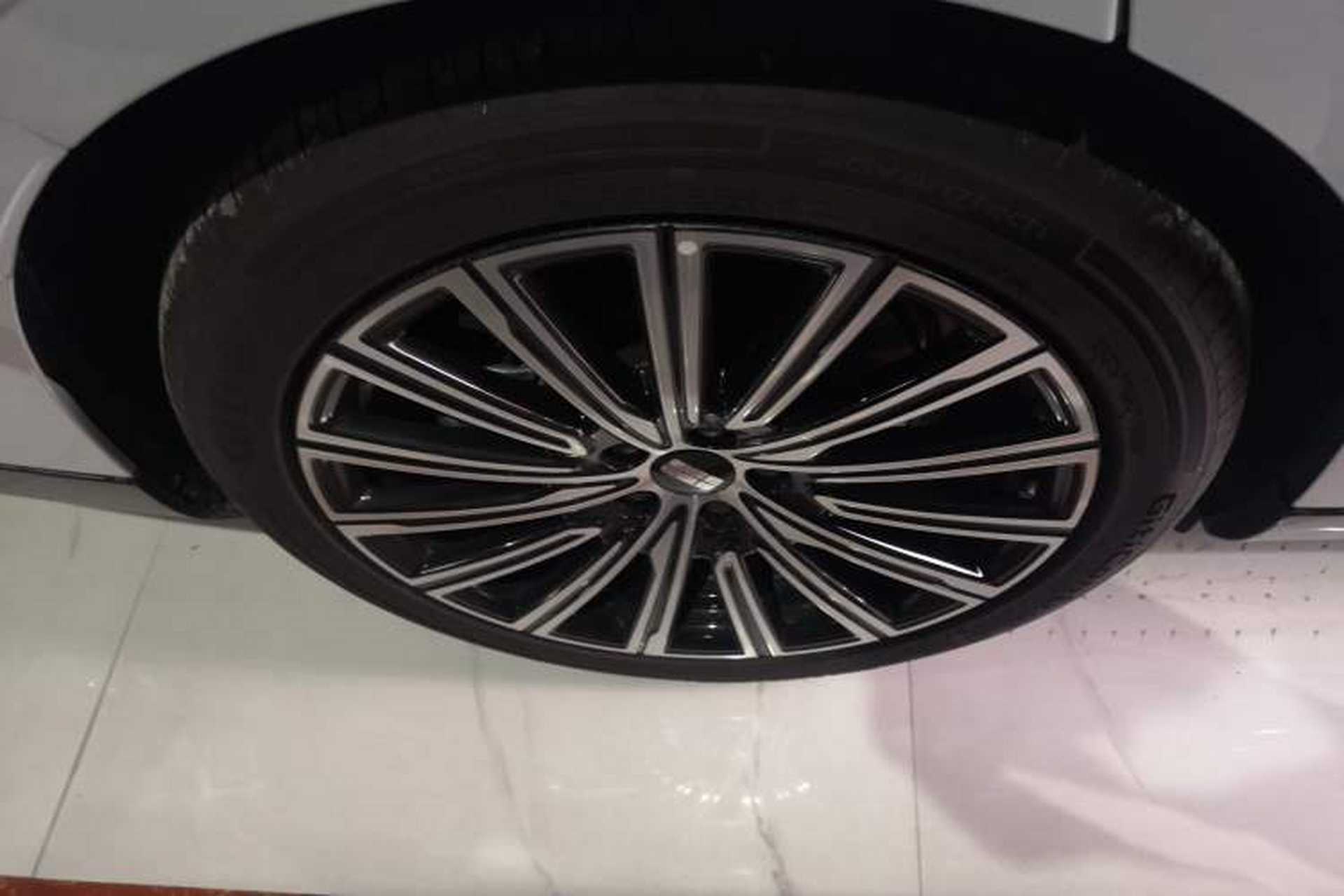 Used Geely Galaxy 8 2025 130km EM-i Flagship Edition Exterior 5