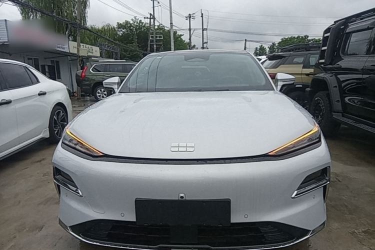 Used Geely Galaxy 8 2025 130km EM-i Flagship Edition Front