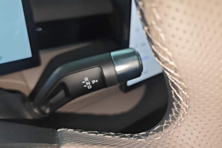 Used Geely Galaxy 8 2025 60km EM-i Luxury Edition Gear Lever